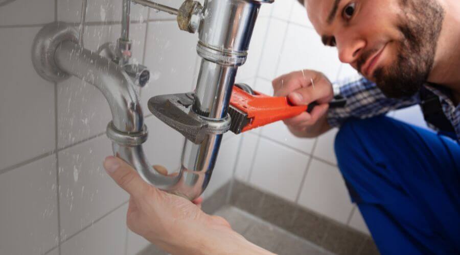 Professional same day plumber services in Holland, IA